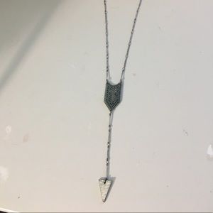 Long arrow necklace